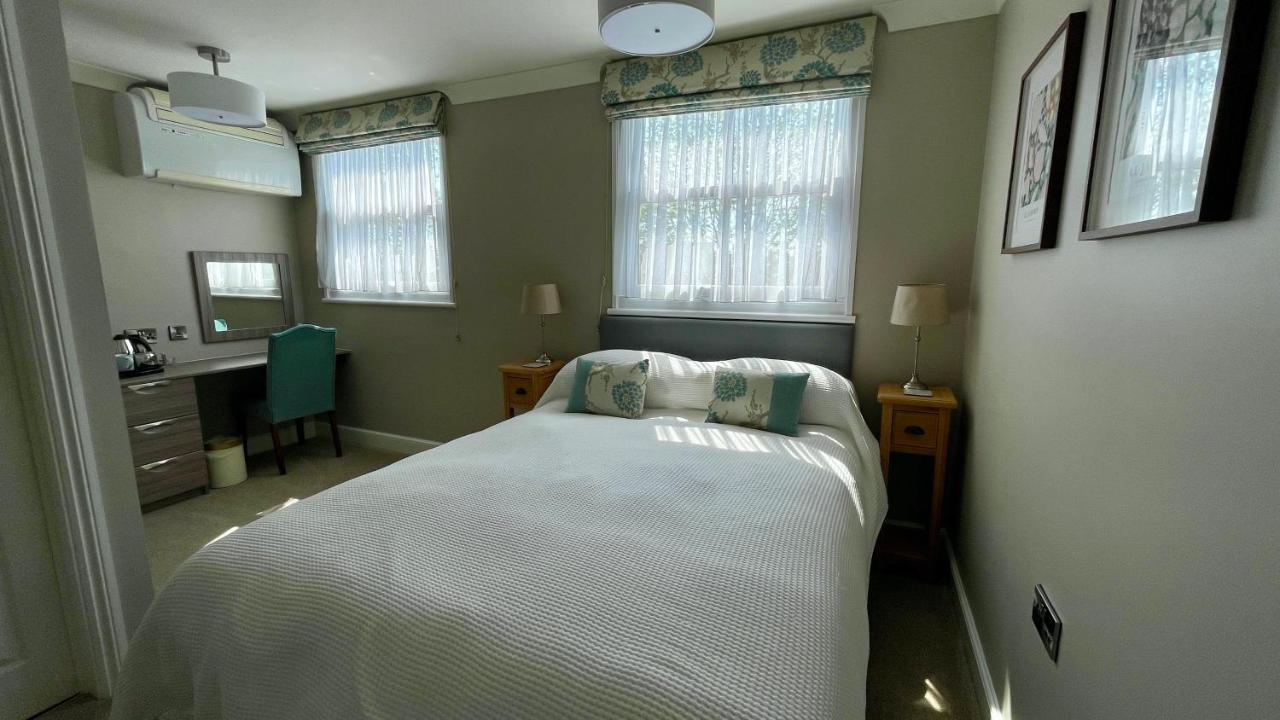 Yorke Lodge Bed And Breakfast 坎特伯雷 外观 照片
